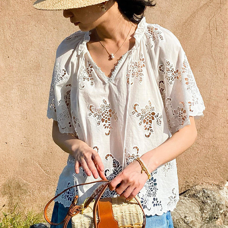 Women's French-style White Embroidered Short-sleeved Lace Shirt