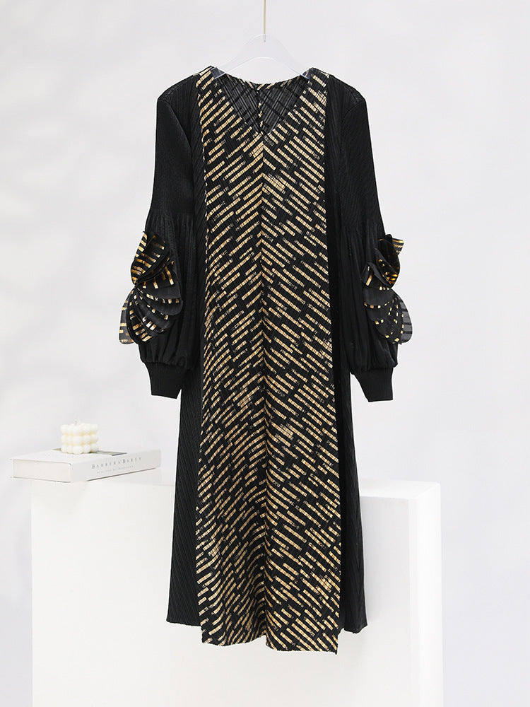 High-grade Bronzing Plate Flower V-neck Temperament Mid-length Pleated Dress