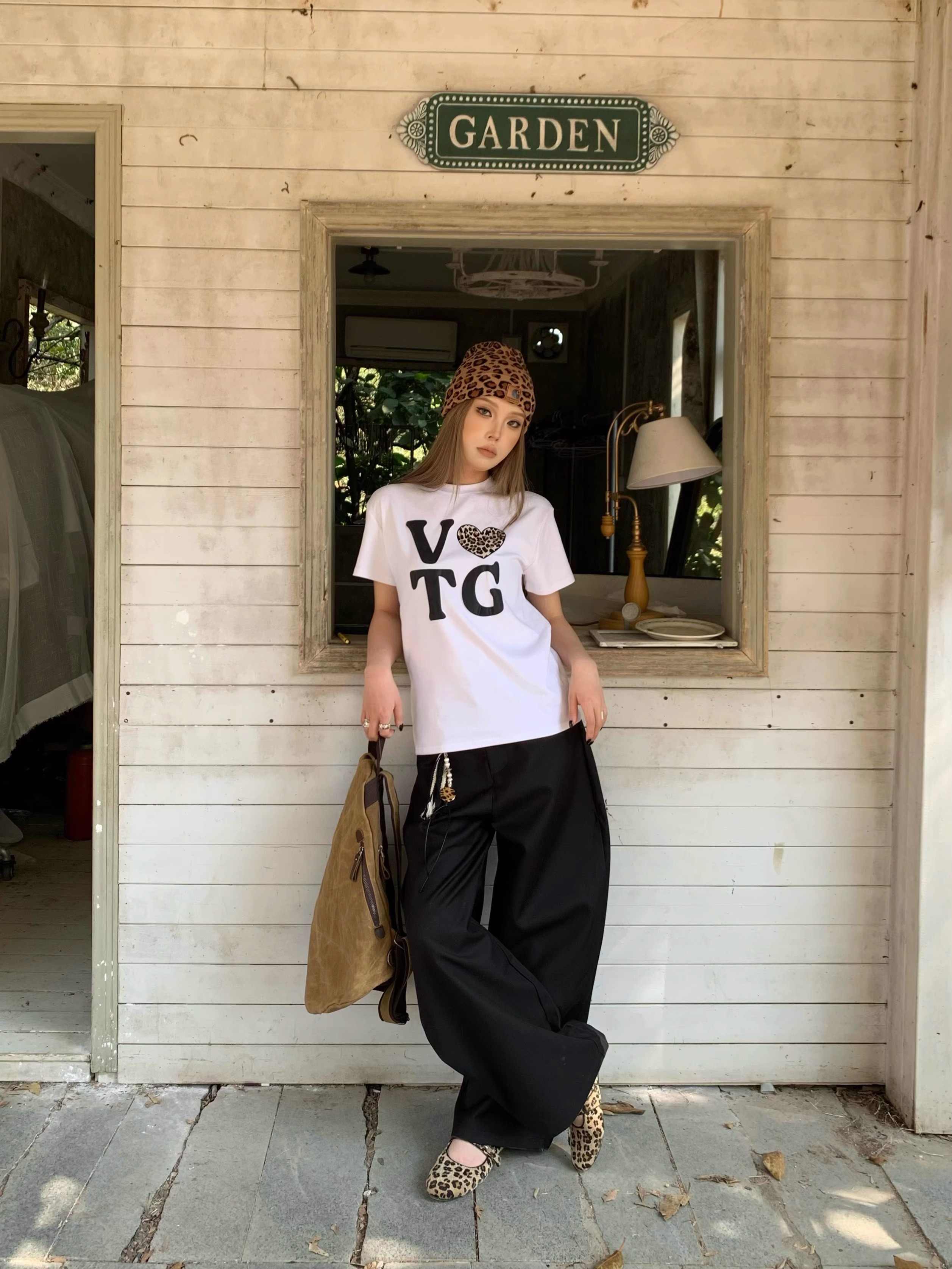 Women's Loose Retro Love Letter Print Short-sleeve T-shirt