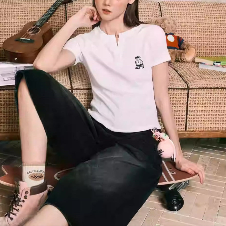 Small V-neck Shoulder Short Slim Fit T-shirt For Women