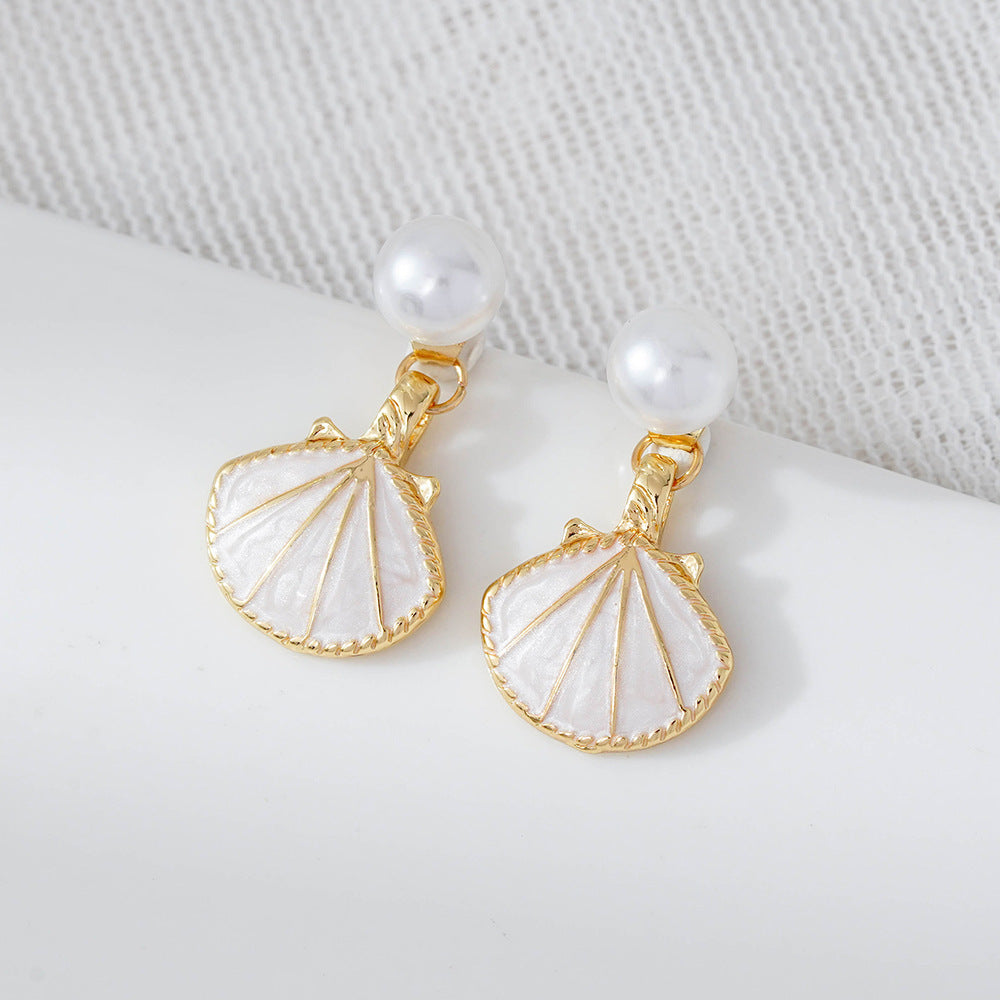 Blue Two Wearing Methods Shell Pearl Earrings