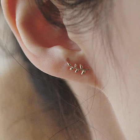 Female Mini Temperament Leaf Branch Earrings
