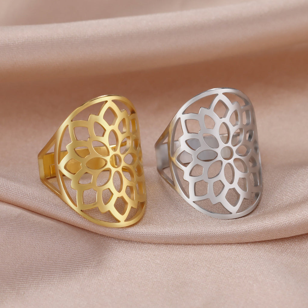 Stainless Steel Hollow Chrysanthemum Adjustable Ring