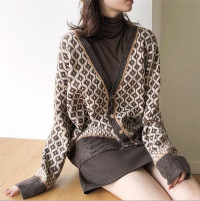 Contrasting Color V-Neck Diamond Knit Cardigan Women