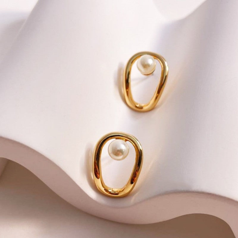 South Korea Springsummer Imitation Pearl Earrings Simple And Compact