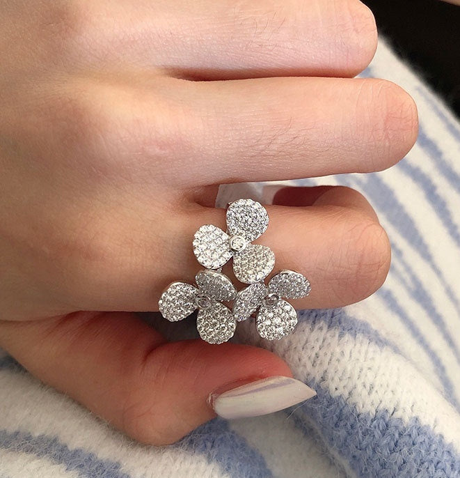 Clover Ring Female Opening Sweet Instafamous All-match Earrings