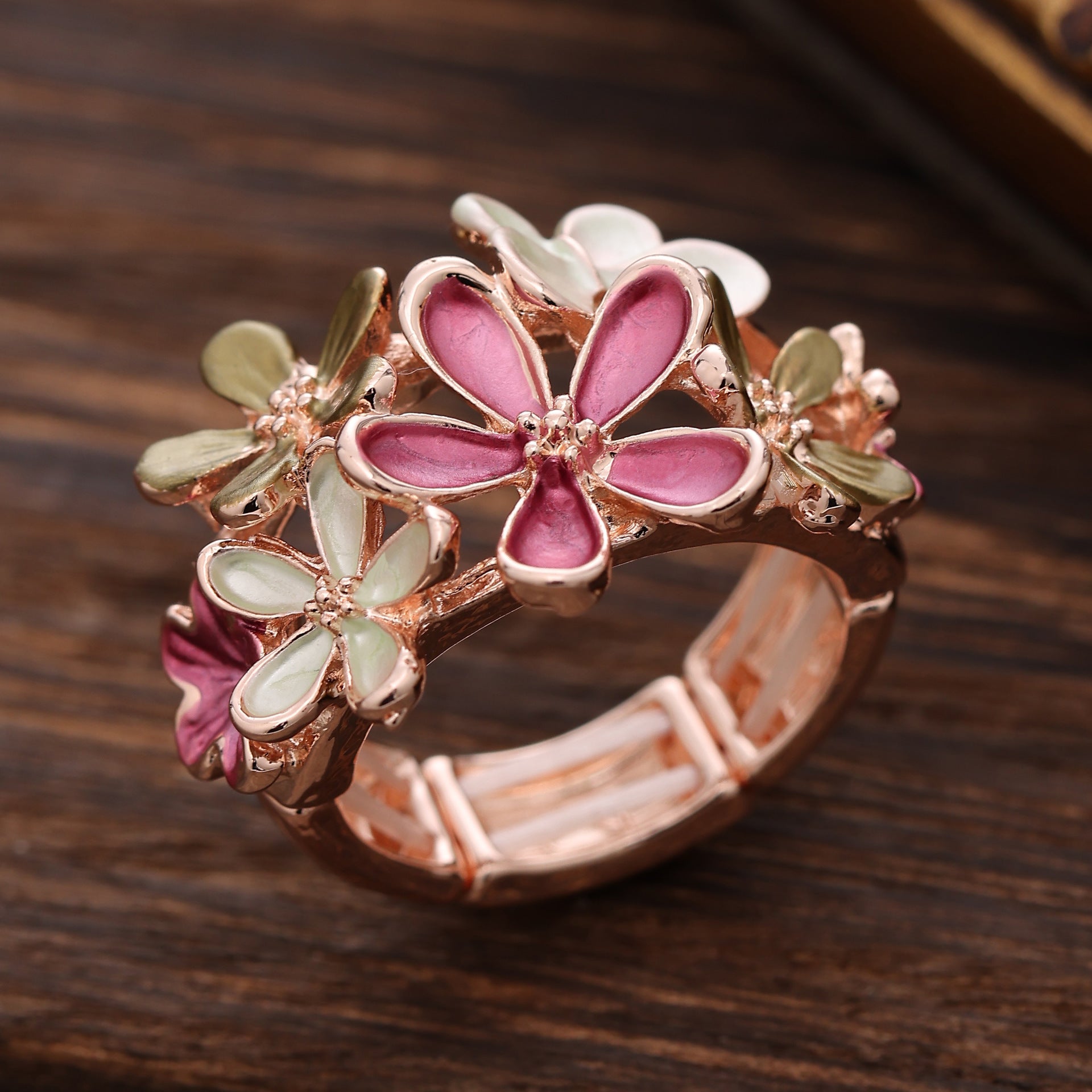 Women's Fashionable All-match Flower Cluster Elastic Alloy Ring