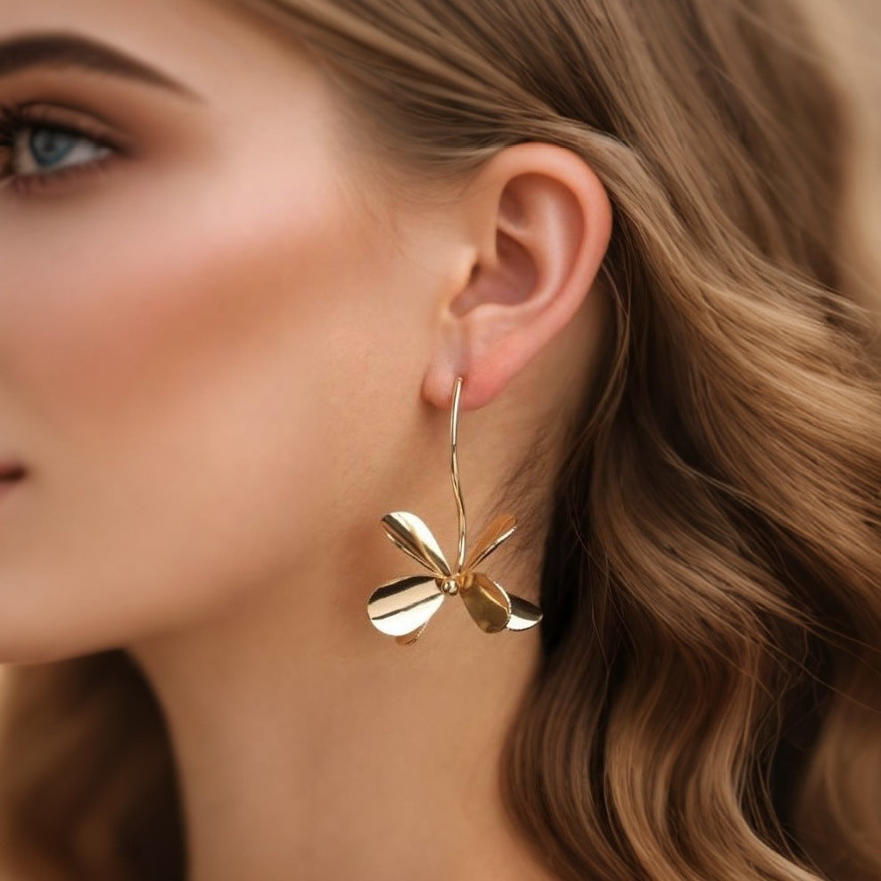Leaf Earrings Exaggerated Metal Temperament Dragonfly