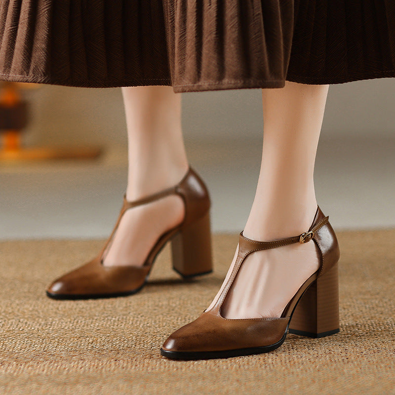 Baotou Hollow Women's Shoes Retro Pointed Mary Jane Shoes