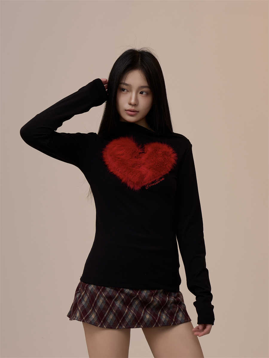 Women's Creative Heart Long-sleeved T-shirt Loose Retro Slim-fit Top