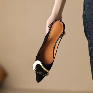 French Retro Metal Buckle Women's Flat-heeled Shoes