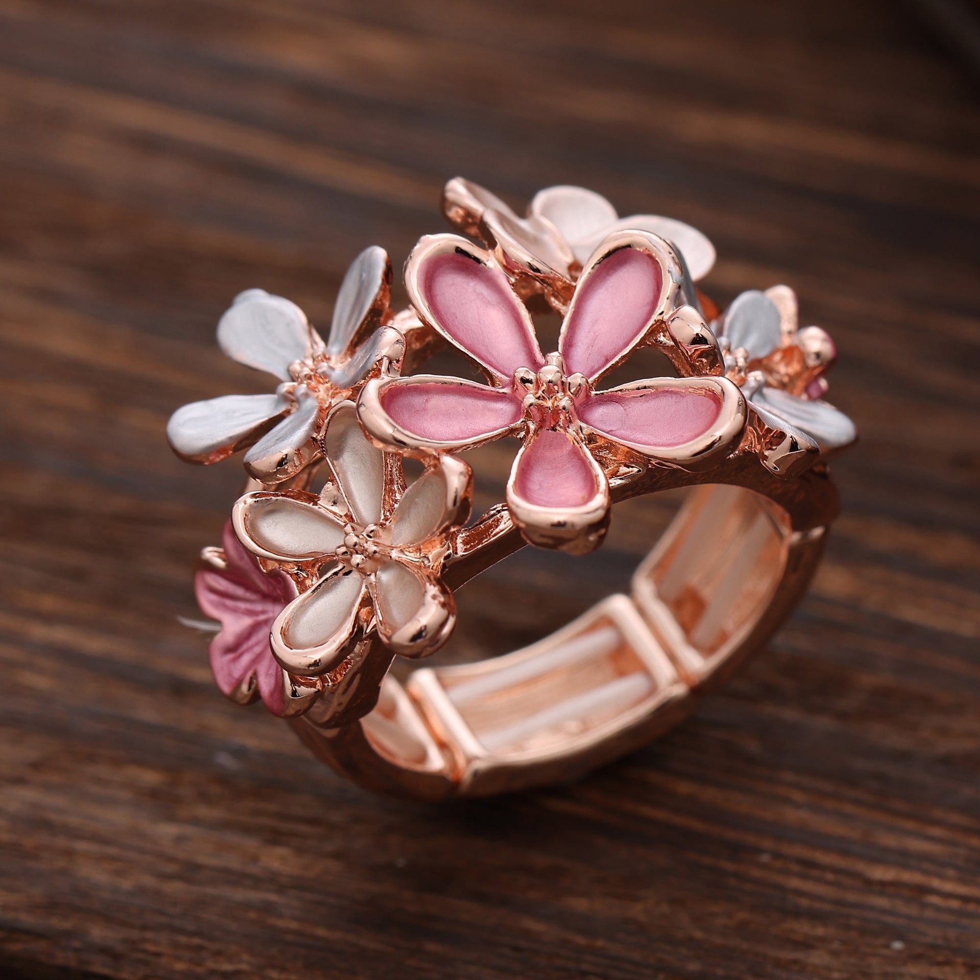Women's Fashionable All-match Flower Cluster Elastic Alloy Ring