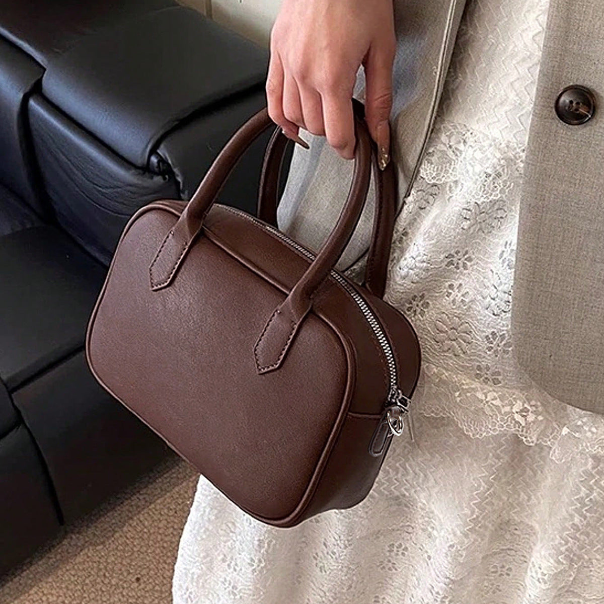 Retro Small Square Simple Shoulder Messenger Bag