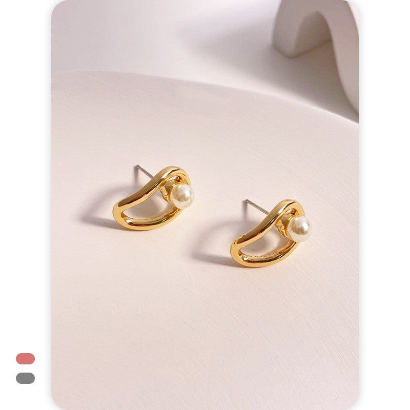 South Korea Springsummer Imitation Pearl Earrings Simple And Compact