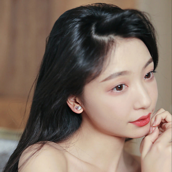 Ins Simple Little Peach Heart Temperament High-end Earrings