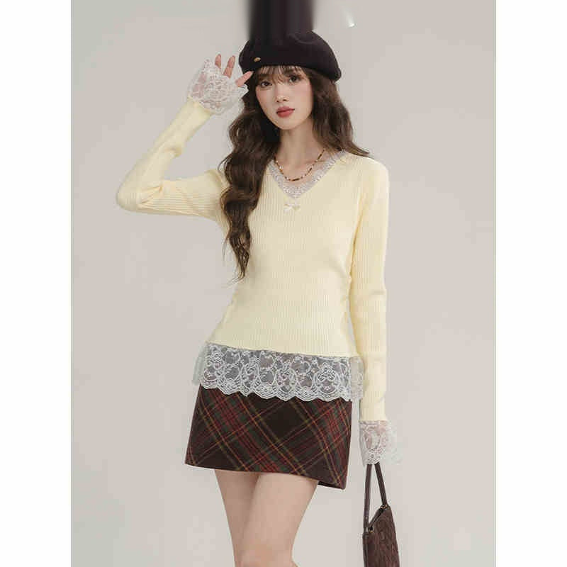 Fake Two Pieces V-neck Stitching Lace Lace Knitwear