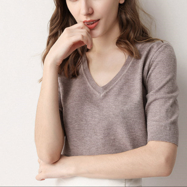 Women's Loose Spring And Summer Five-point Sleeve Sweater