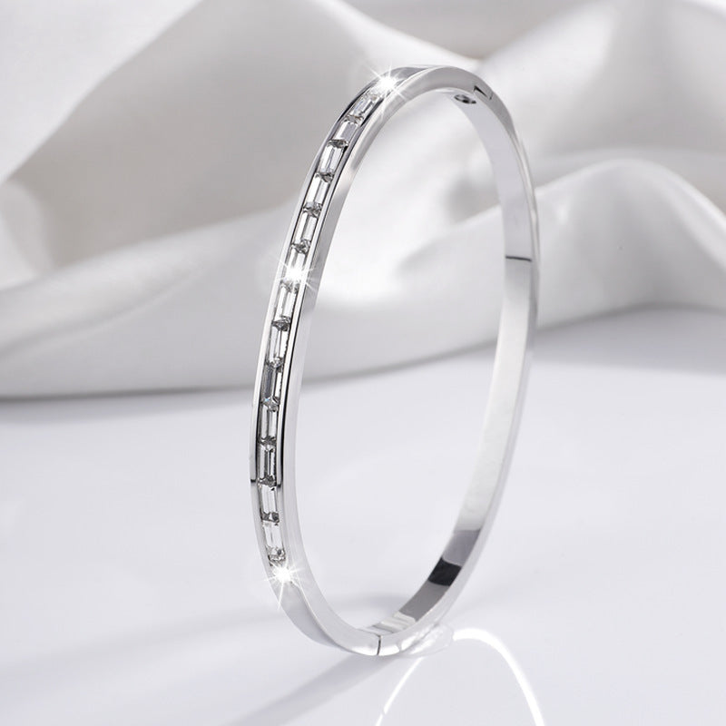 All-matching New Non-fading Diamond-embedded Stainless Steel Bracelet For Women