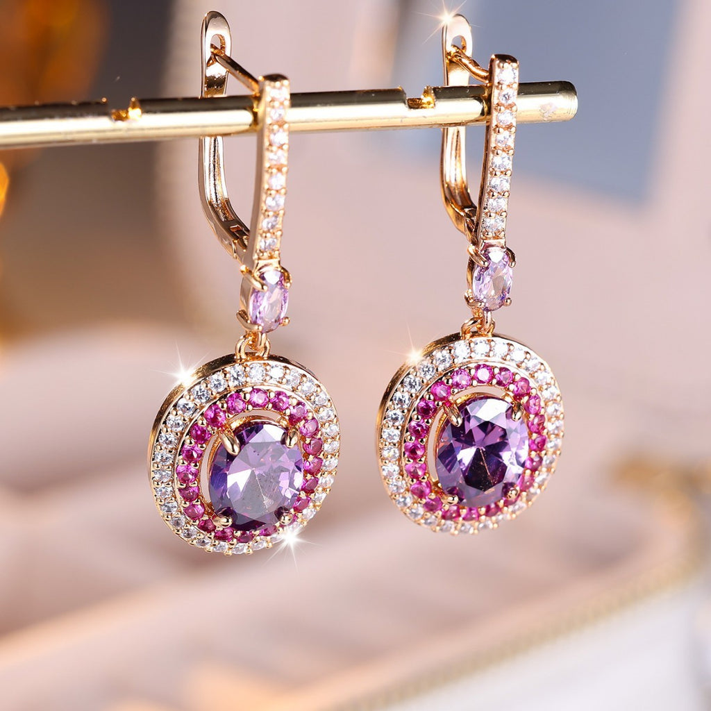 Entry Lux Colored Gems Egg-shaped Main Stone Edge White Diamond Earrings