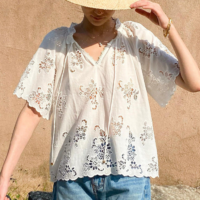 Women's French-style White Embroidered Short-sleeved Lace Shirt