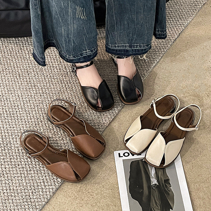 Maillard Style Closed Toe Flat Sandals