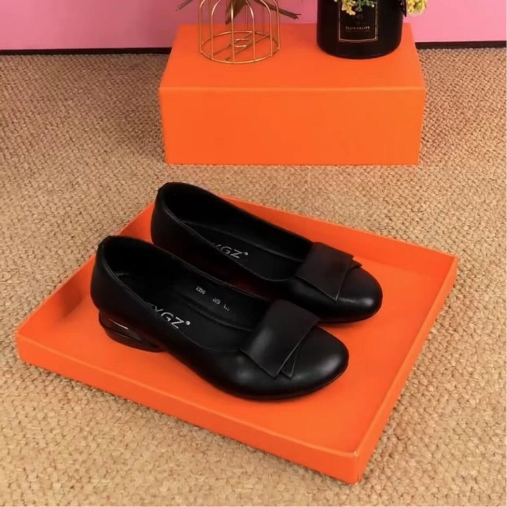 Women's Flat Bottom Leather Fashion Casual Shoes