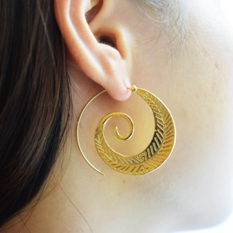 Round Spiral Leaf Exaggerated Vortex Earrings