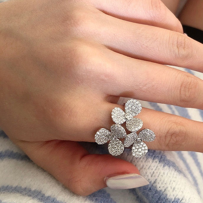 Clover Ring Female Opening Sweet Instafamous All-match Earrings