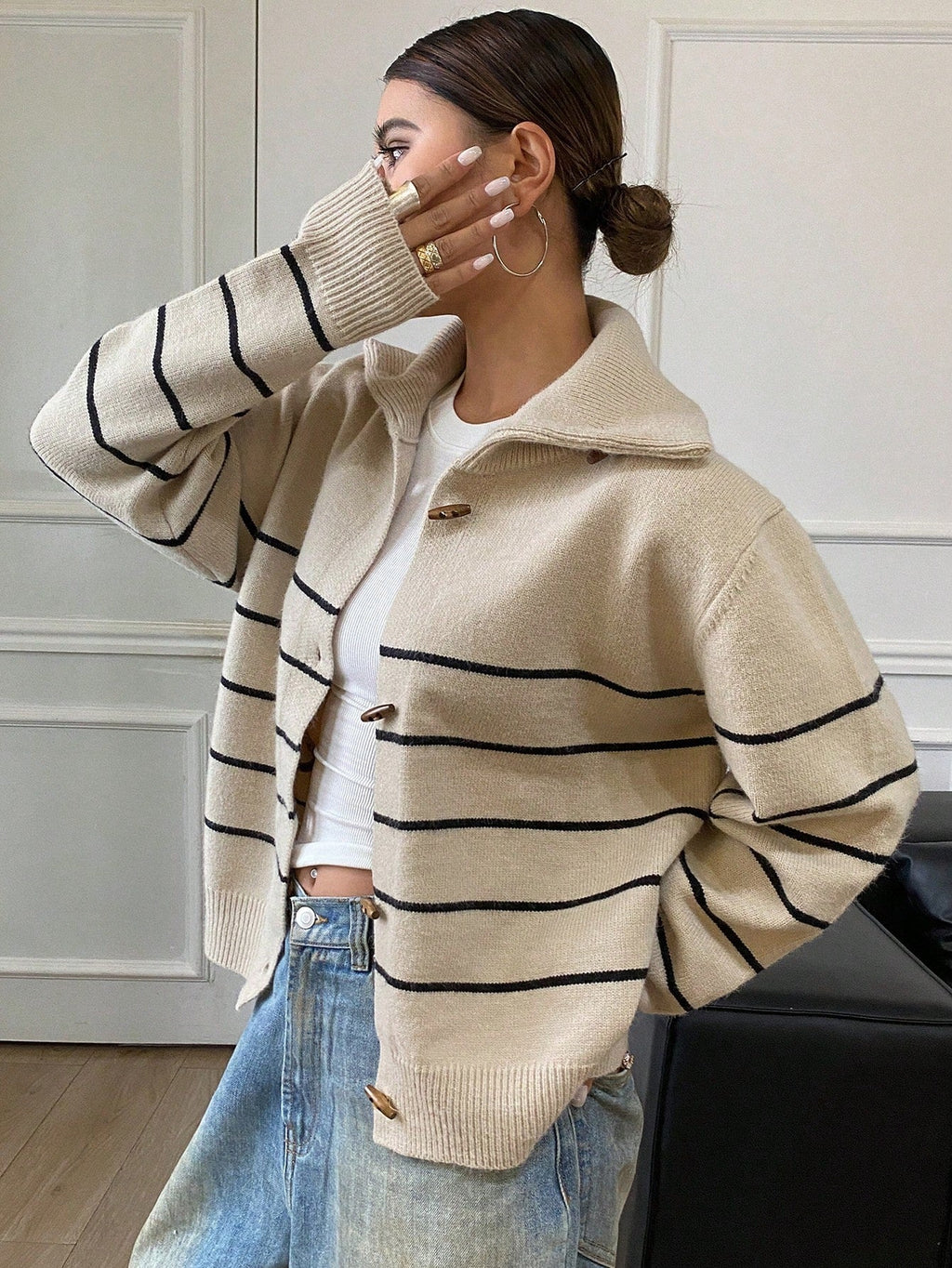 Contrast Striped High Neck Long Sleeved Loose Cardigan