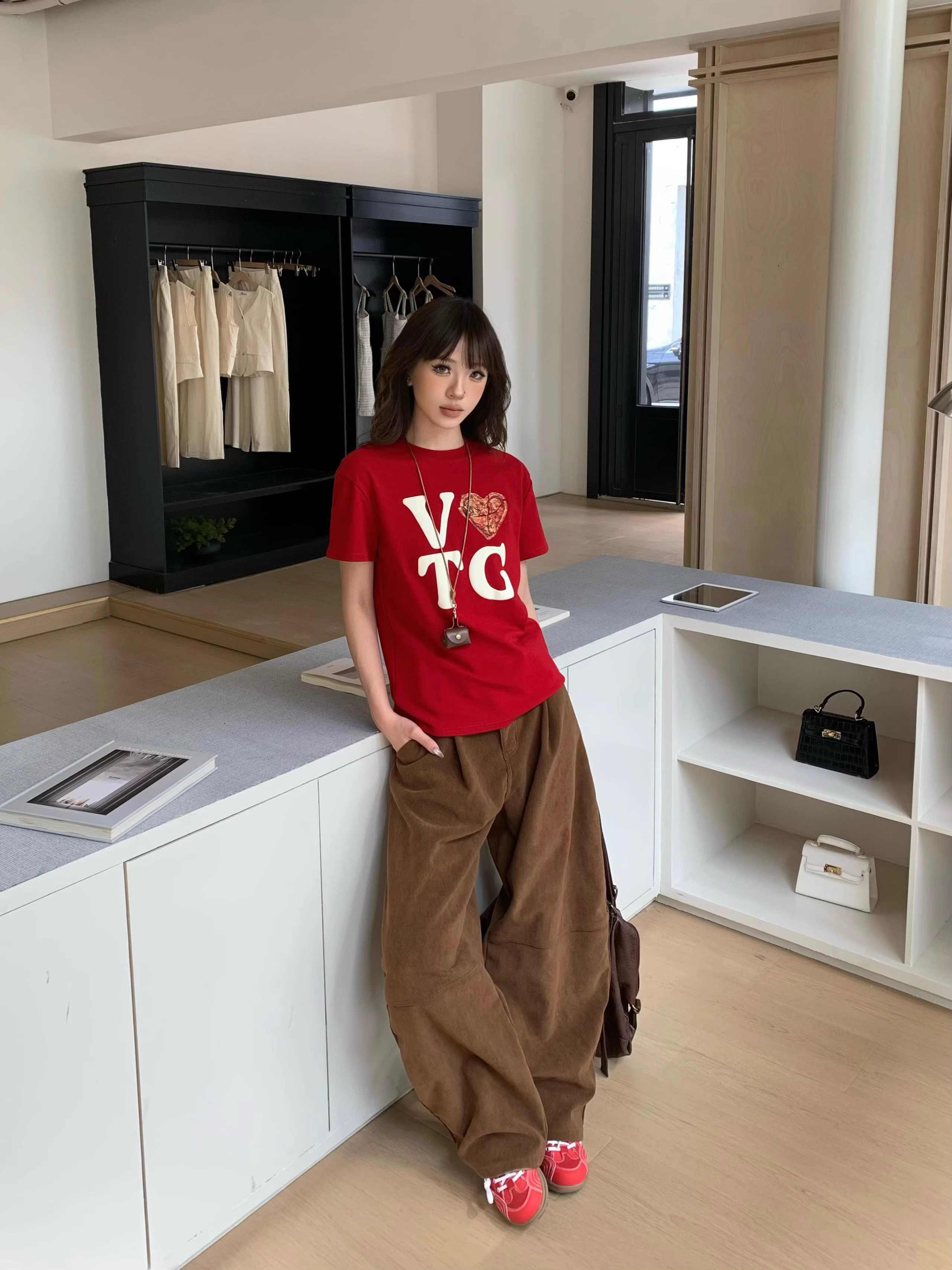 Women's Loose Retro Love Letter Print Short-sleeve T-shirt