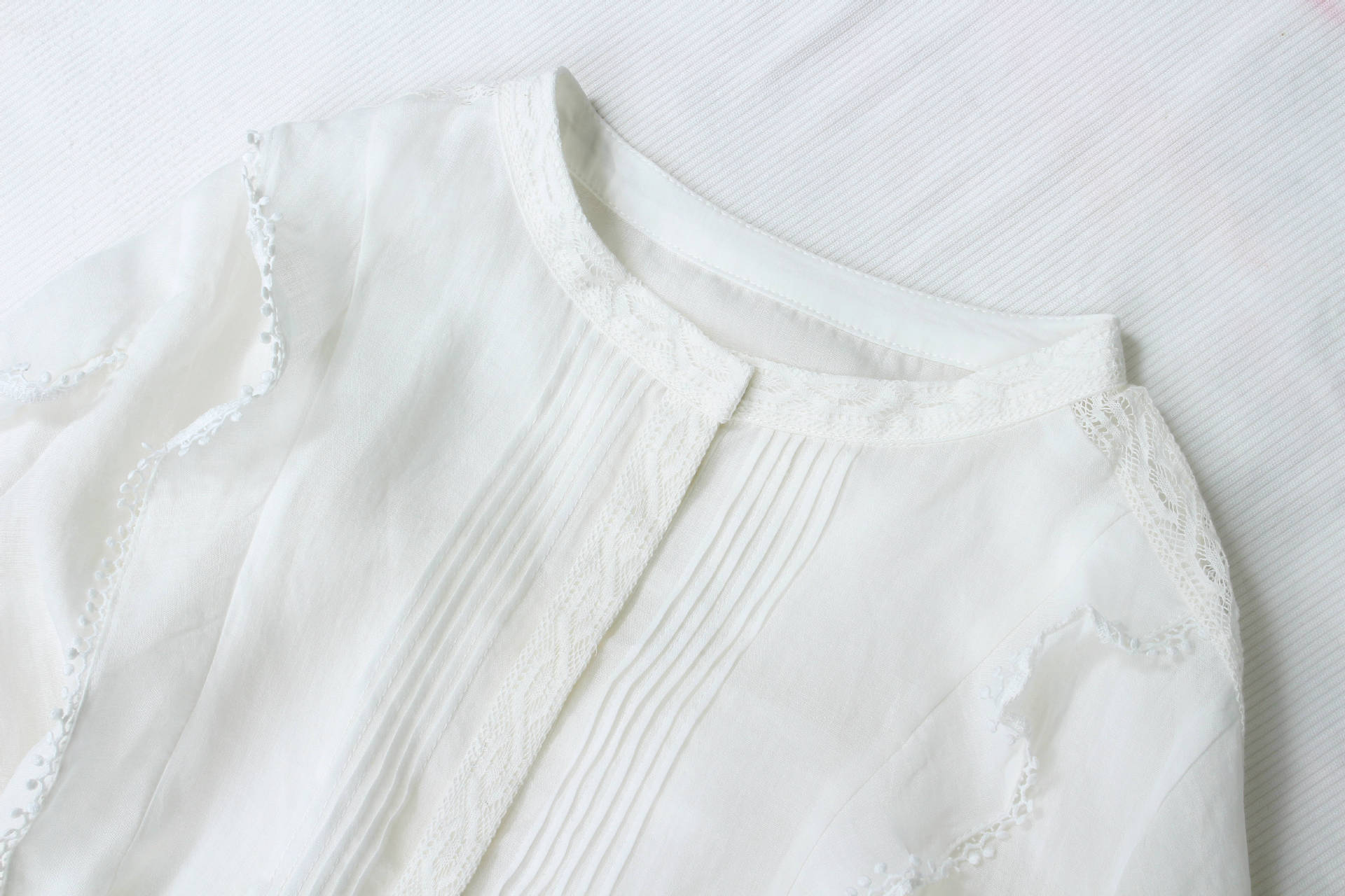 Women's French Style Fungus Slimming Loose All-match Lace Shirt