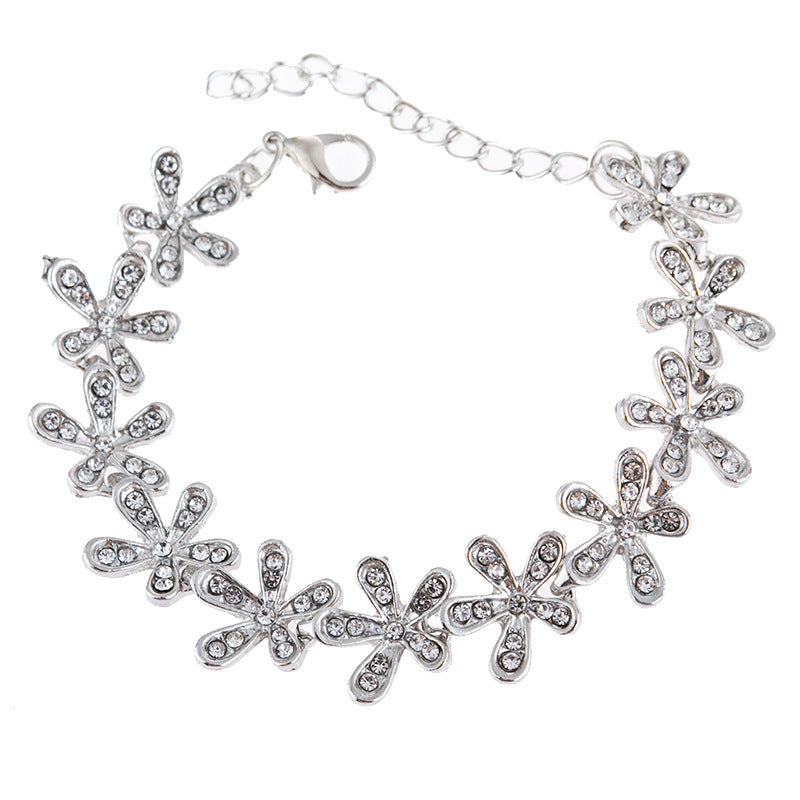 Fashion Temperament And Fully-jewelled Snowflake Bracelet
