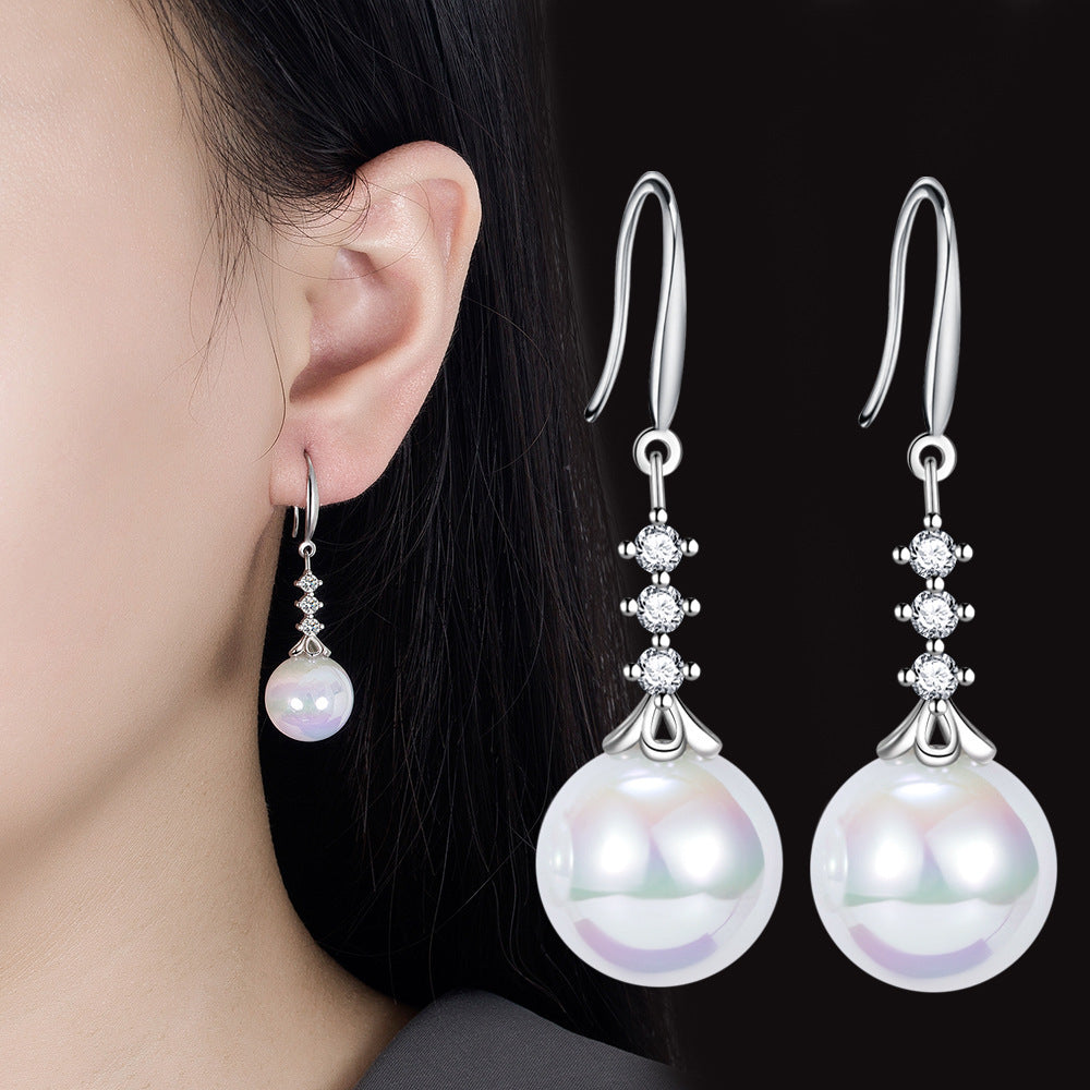 Pearl Four Petal Flower Pendant Girl