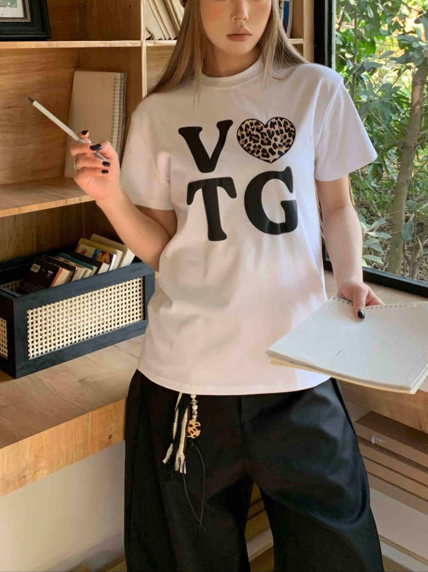 Women's Loose Retro Love Letter Print Short-sleeve T-shirt