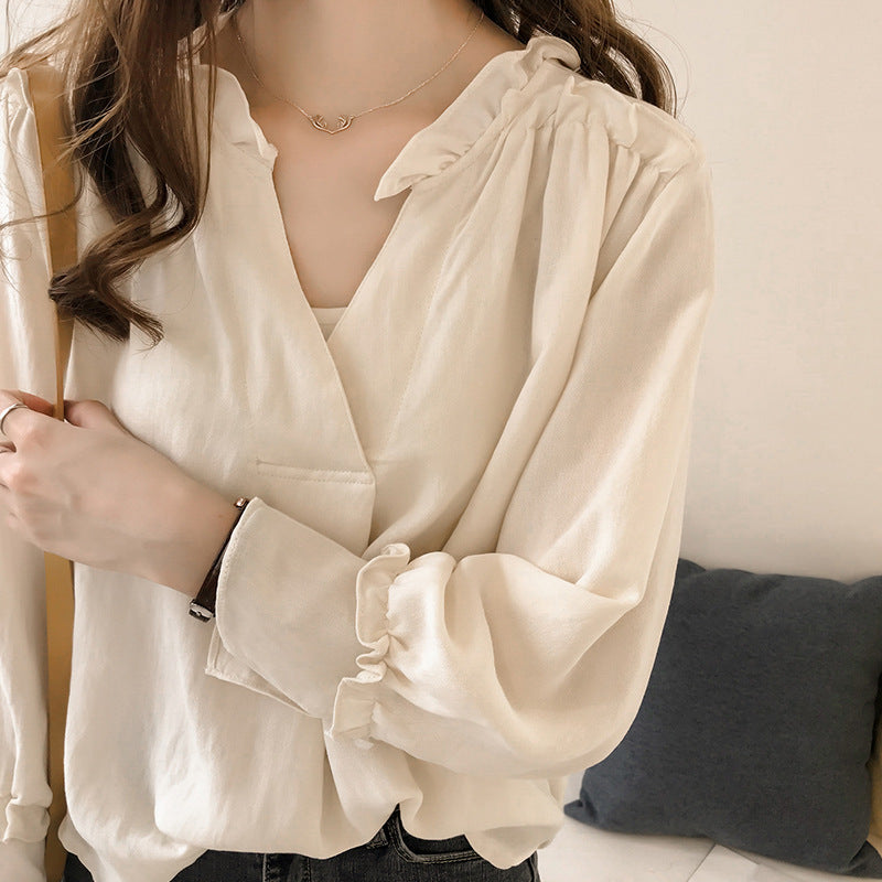 Women's Ruffled V-Neck Long Sleeve Shirt